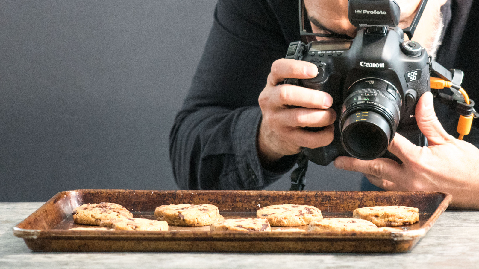 Class: Learn the Business of Commercial Food Photography with Andrew Scrivani on Creativelive at 9 AM PST on March 1-2 2017