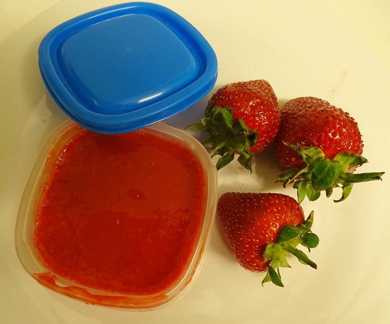 Day 5 of 30days with Strawberry: Make Strawberry Puree