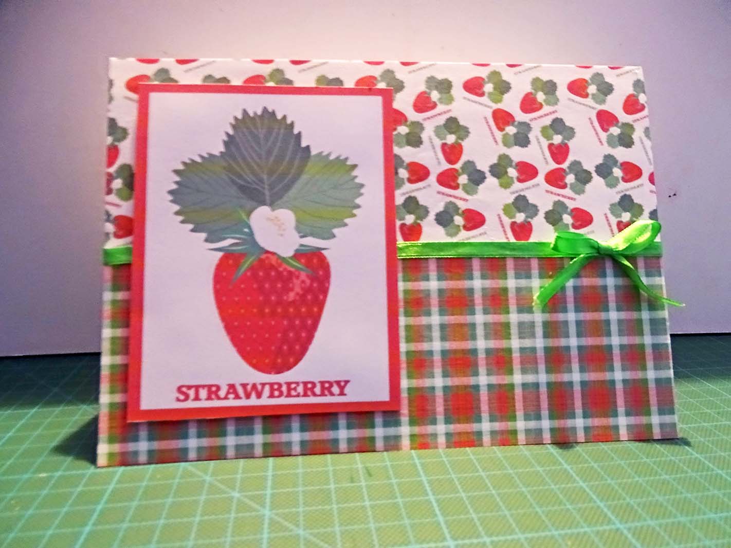 Day 25 of 30 Days With Strawberry: Make a Strawberry Design Greeting Card