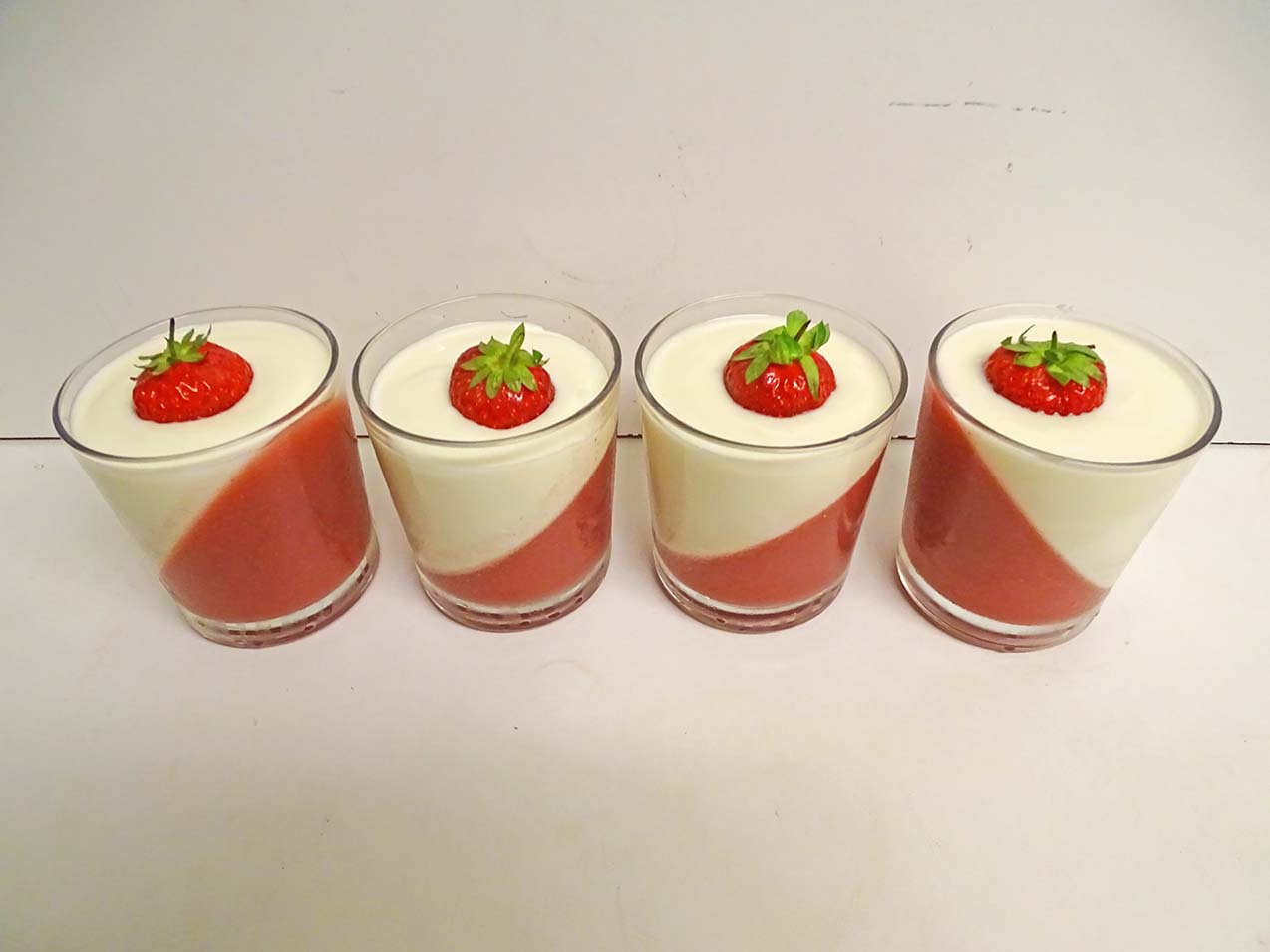 Day 24 of 30 Days with Strawberry: Make Strawberry Jelly