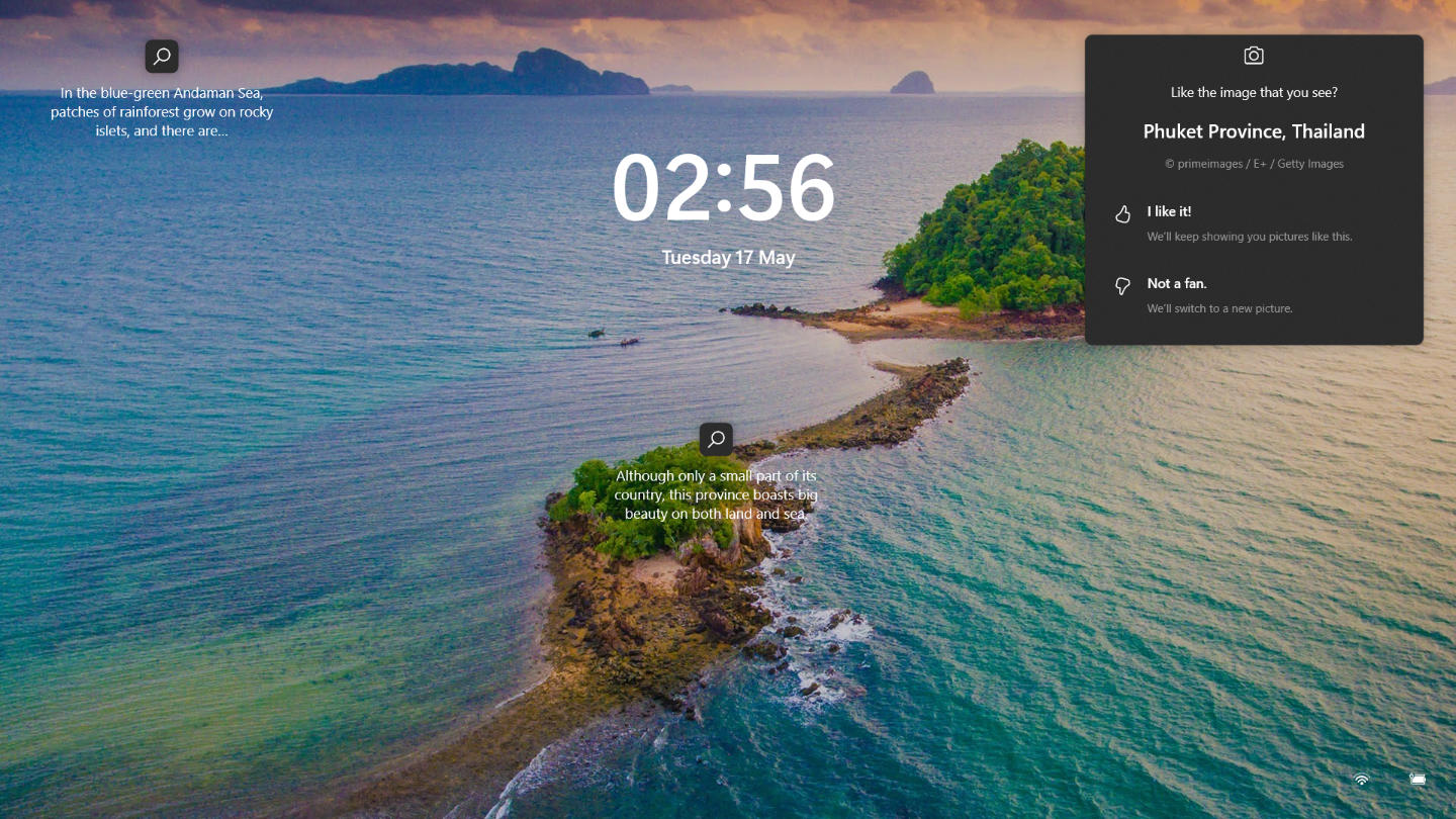 Screensaver / Lock Screen: Coastline on the Andaman Sea in Phuket Province, Thailand in the “spotlight” on computer lockscreen