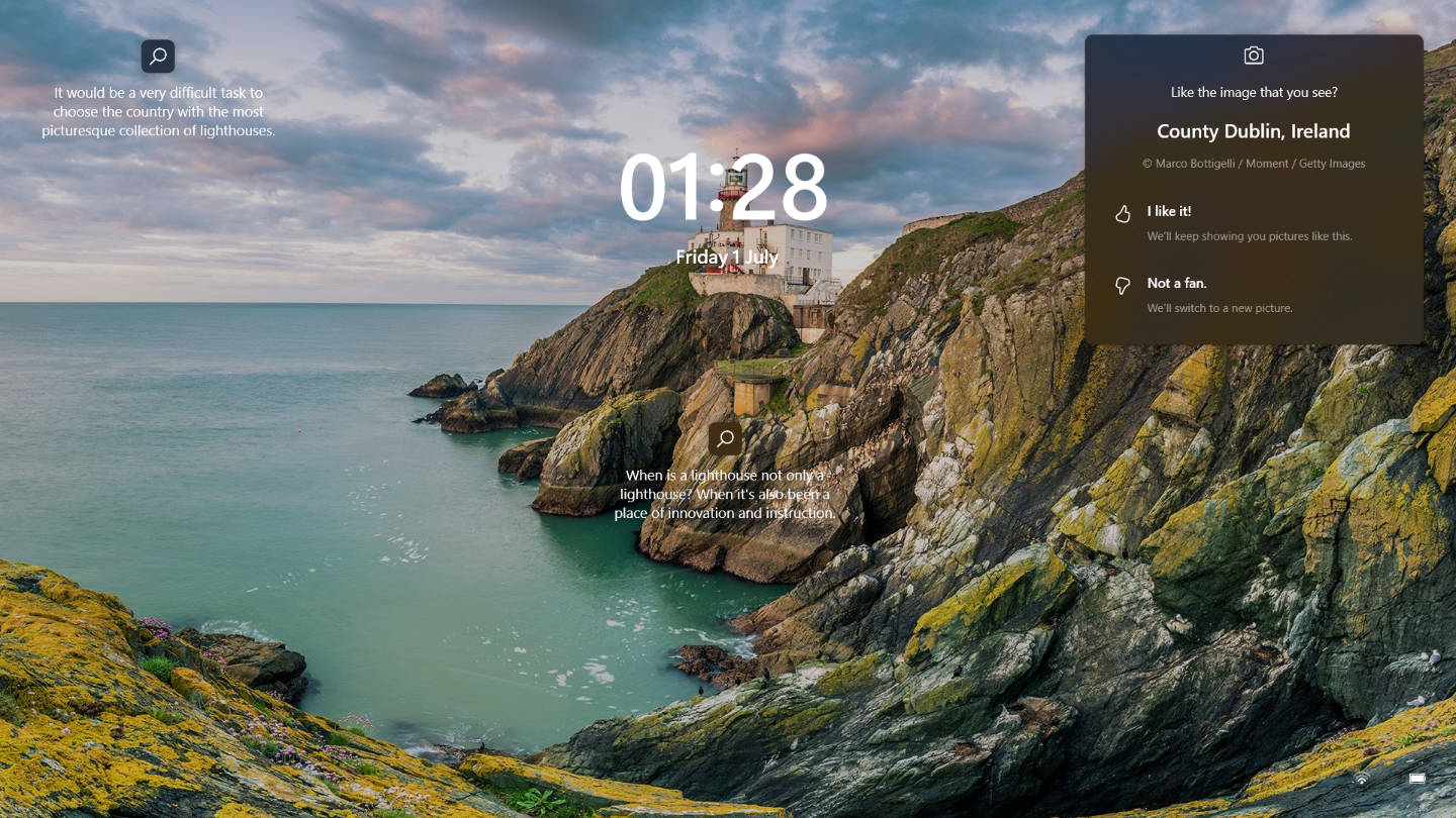 Screensaver / Lock Screen: Baily Lighthouse in County Dublin, Ireland on computer lockscreen